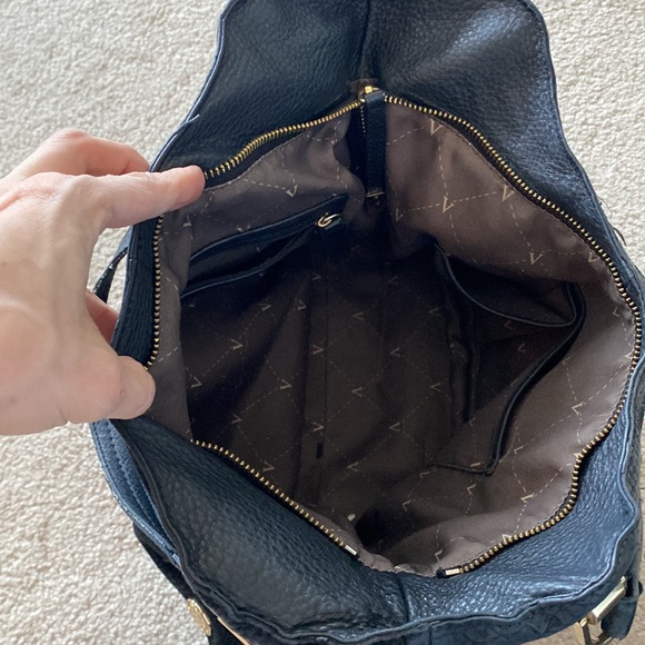 Black Vince Camuto purse - Picture 2 of 8